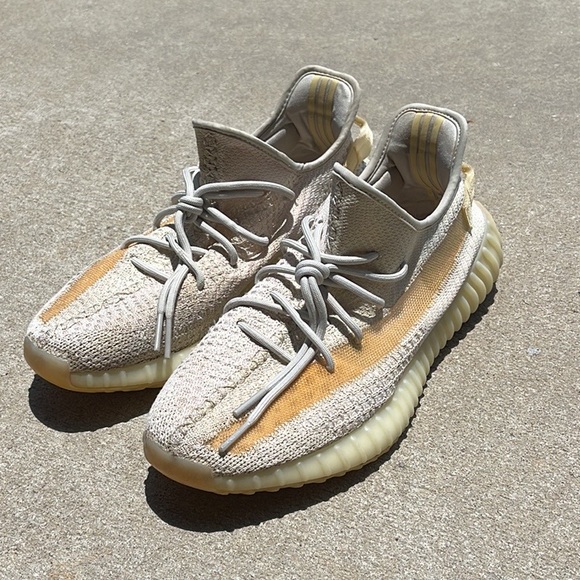 Yeezy350v2 “light” Size 13 - Picture 2 of 3